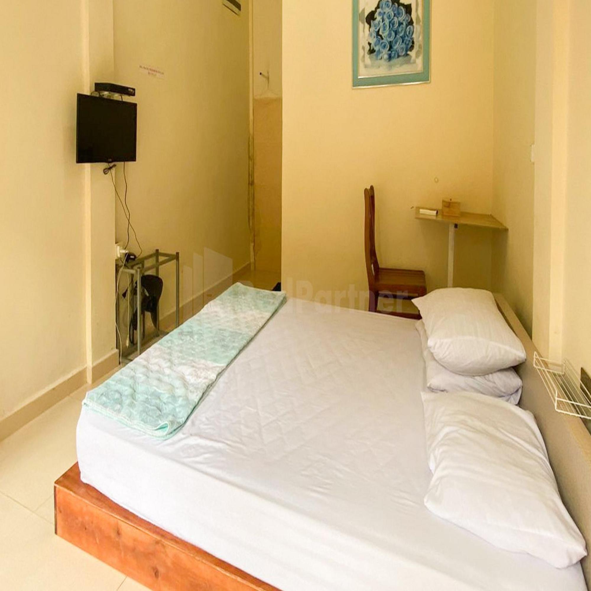OYO 90998 Wisma Pinggir Tanjung Pinang Esterno foto