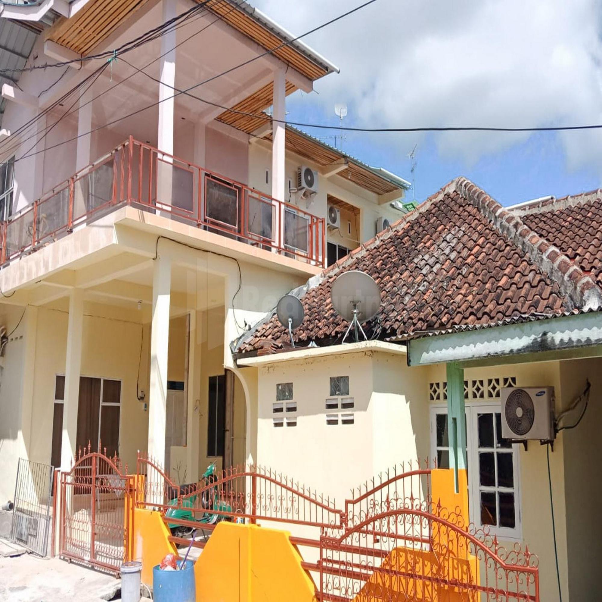 OYO 90998 Wisma Pinggir Tanjung Pinang Esterno foto